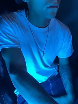 Snapshot of SkinnyHot444 chatting on March 11, 2026, 10:21 am SkinnyHot444 online show from March 11, 2026, 10:21 am