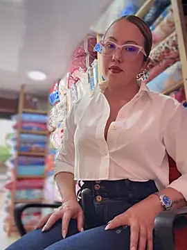 VIOLETA-25  online show from February 19, 2026, 3:52 pm