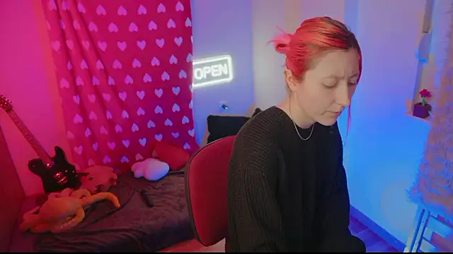 Snapshot of Bloom-fairy chatting on February 17, 2026, 1:29 pm Bloom-fairy online show from February 17, 2026, 1:29 pm