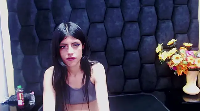 Snapshot of Morgana_Smit chatting on December 17, 2024, 2:33 am Morgana Smit online show from December 17, 2024, 2:33 am