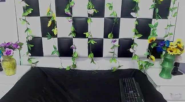 Snapshot of Morgana_Smit chatting on February 13, 2025, 4:28 pm Morgana Smit online show from February 13, 2025, 4:28 pm