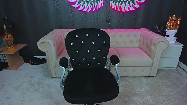 Snapshot of anemarieejolie chatting on February 5, 2025, 8:46 pm anemarieejolie online show from February 5, 2025, 8:46 pm