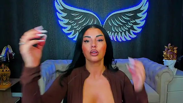 Snapshot of anemarieejolie chatting on October 22, 2025, 4:40 pm anemarieejolie online show from October 22, 2025, 4:40 pm