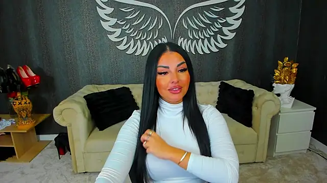 Snapshot of anemarieejolie chatting on November 12, 2025, 7:13 pm anemarieejolie online show from November 12, 2025, 7:13 pm