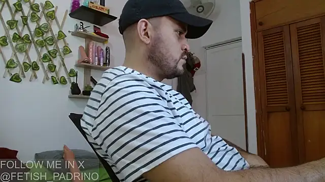 fetish padrino online show from March 19, 2025, 2:57 pm