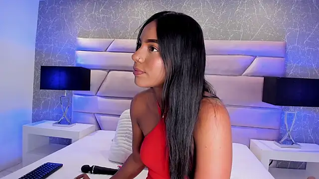 Snapshot of ChloeTayylor_ chatting on November 5, 2025, 7:47 pm ChloeTayylor online show from November 5, 2025, 7:47 pm