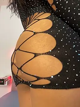 bonnie 18x online show from December 29, 2024, 2:31 pm