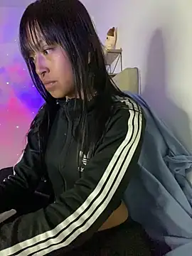 bonnie 18x online show from February 15, 2025, 3:42 am