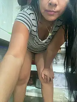 steisy325 online show from January 29, 2025, 2:32 pm