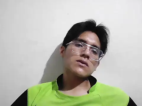 Snapshot of HardDick2 chatting on February 28, 2026, 4:57 am HardDick2 online show from February 28, 2026, 4:57 am