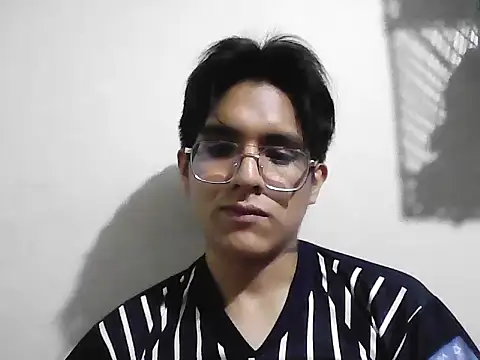 Snapshot of HardDick2 chatting on March 3, 2026, 6:30 am HardDick2 online show from March 3, 2026, 6:30 am