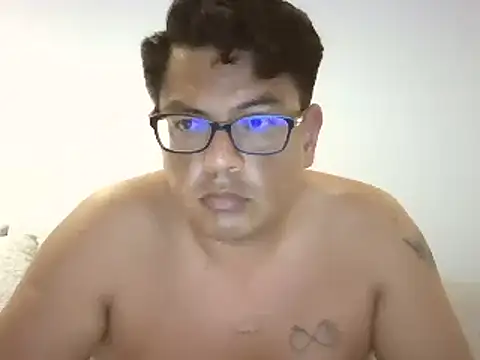 Snapshot of albertjhonnymx_619 chatting on March 22, 2025, 12:28 am albertjhonnymx 619 online show from March 22, 2025, 12:28 am