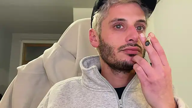 Dylansd online show from January 11, 2025, 4:16 am