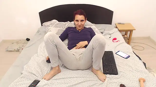Snapshot of pussywetsquirty chatting on May 14, 2026, 5:58 am pussywetsquirty online show from May 14, 2026, 5:58 am