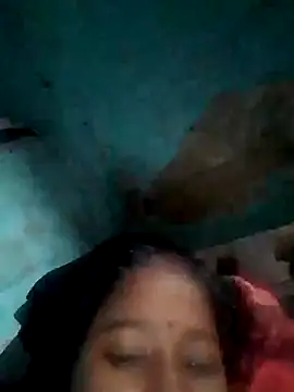 riya houswife online show from November 17, 2025, 5:19 pm