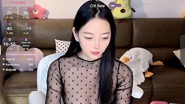 Snapshot of Yilin1999 chatting on December 15, 2024, 2:30 am Yilin1999 online show from December 15, 2024, 2:30 am