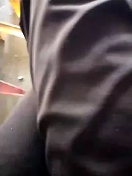 Snapshot of black_cobra70 chatting on December 5, 2024, 10:55 am black cobra70 online show from December 5, 2024, 10:55 am