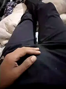 Snapshot of black_cobra70 chatting on December 30, 2024, 1:47 pm black cobra70 online show from December 30, 2024, 1:47 pm