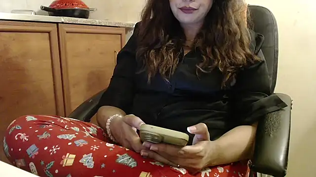 Snapshot of pareeti chatting on September 28, 2025, 4:23 pm pareeti online show from September 28, 2025, 4:23 pm