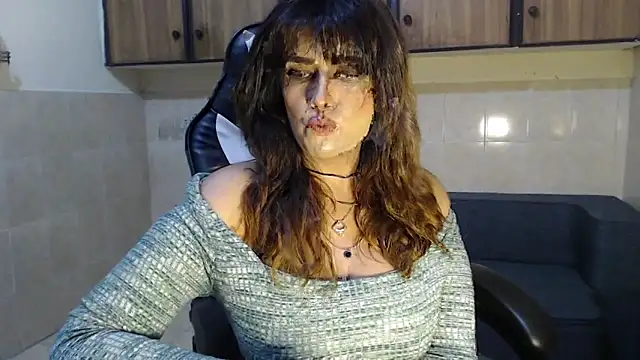 pareeti online show from February 9, 2026, 11:42 pm