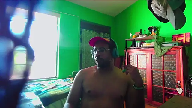        the online show from March 30, 2026, 10:11 pm