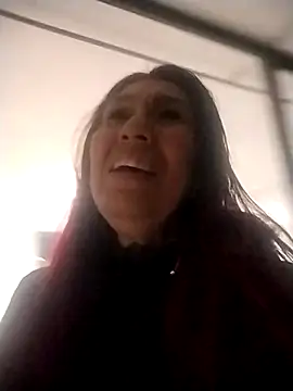 Perla Franco online show from October 13, 2025, 5:07 am