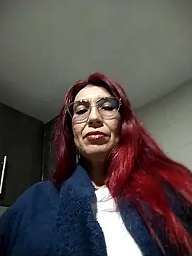 Perla Franco online show from November 2, 2025, 7:00 am