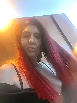 Perla Franco online show from November 20, 2025, 5:07 am