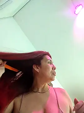 Perla Franco online show from December 3, 2025, 5:15 am