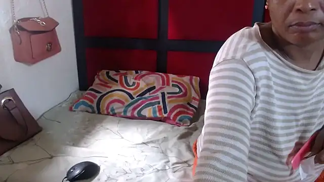 MaximTease24 online show from December 16, 2025, 6:29 am