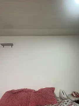 cristal-evanns online show from July 24, 2026, 4:27 pm