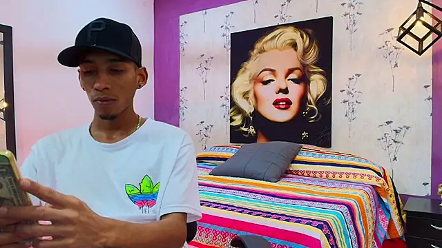 Snapshot of alejandro_king1 chatting on February 24, 2025, 12:48 pm alejandro king1 online show from February 24, 2025, 12:48 pm