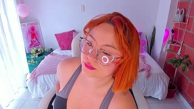 karlahush online show from March 3, 2025, 5:39 pm