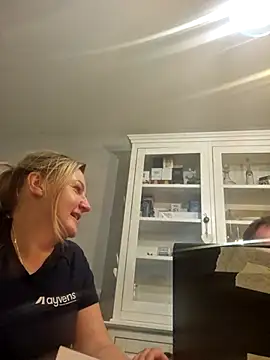 CoupleKitty online show from October 12, 2025, 8:52 pm