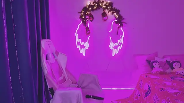 tikkisa online show from January 14, 2025, 7:53 pm