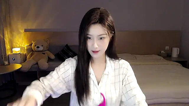 Lucky-baby online show from December 5, 2024, 2:55 pm