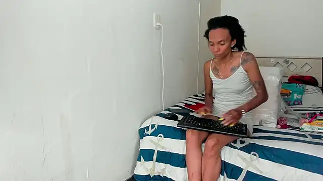 Snapshot of Brianrosex chatting on March 6, 2025, 4:19 am Brianrosex online show from March 6, 2025, 4:19 am