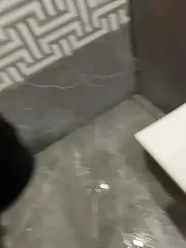 Rahulroy96 online show from January 16, 2025, 3:02 am