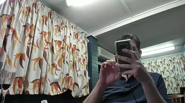 Snapshot of tilobinder chatting on January 12, 2025, 12:55 pm tilobinder online show from January 12, 2025, 12:55 pm