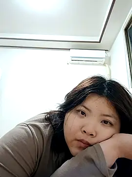 Snapshot of hello098712 chatting on March 7, 2025, 11:51 am hello098712 online show from March 7, 2025, 11:51 am