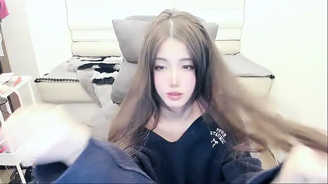 Snapshot of bbtt544 chatting on January 19, 2026, 2:21 pm bbtt544 online show from January 19, 2026, 2:21 pm