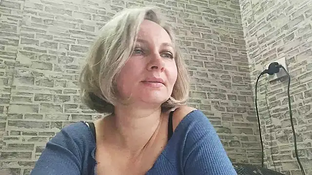 EdithManning online show from February 7, 2025, 8:44 am