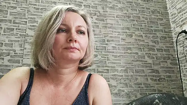 EdithManning online show from March 13, 2025, 1:18 pm