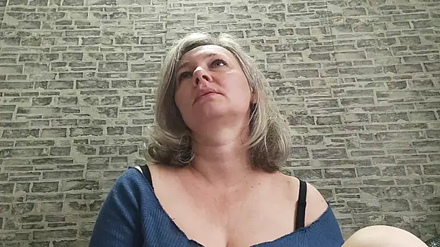 EdithManning online show from September 19, 2025, 5:20 am