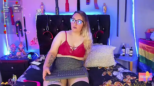 katieeandsharonn online show from July 1, 2026, 12:40 pm