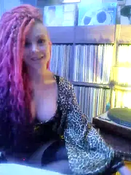 Snapshot of EdgesOfReality chatting on February 15, 2026, 6:59 pm EdgesOfReality online show from February 15, 2026, 6:59 pm