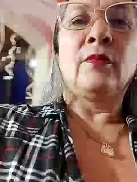 miisevvie  online show from February 17, 2025, 2:31 am