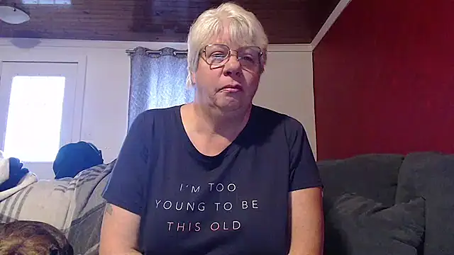 Snapshot of canadiancougar1965 chatting on November 13, 2025, 12:26 pm canadiancougar1965 online show from November 13, 2025, 12:26 pm