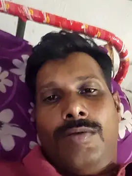 Tamildickxxx online show from April 10, 2026, 5:06 pm