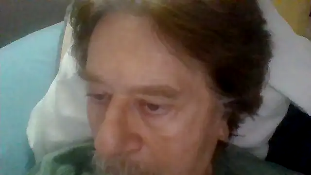 frankie7inch online show from May 18, 2026, 1:06 pm